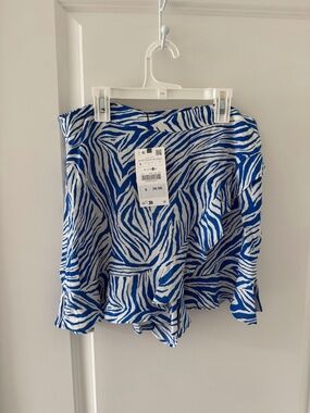 Blue and White Zebra Print Ruffled Hem Skort